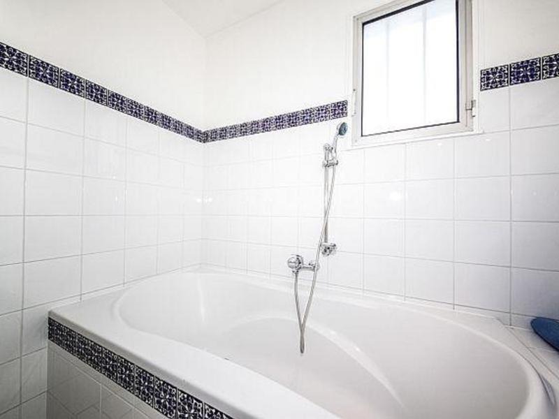 Photo of Bathroom in Suresnes