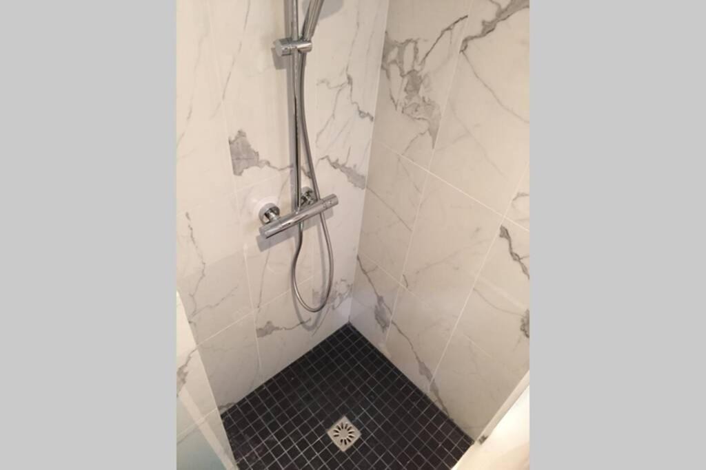Photo of Bathroom in Plaisance