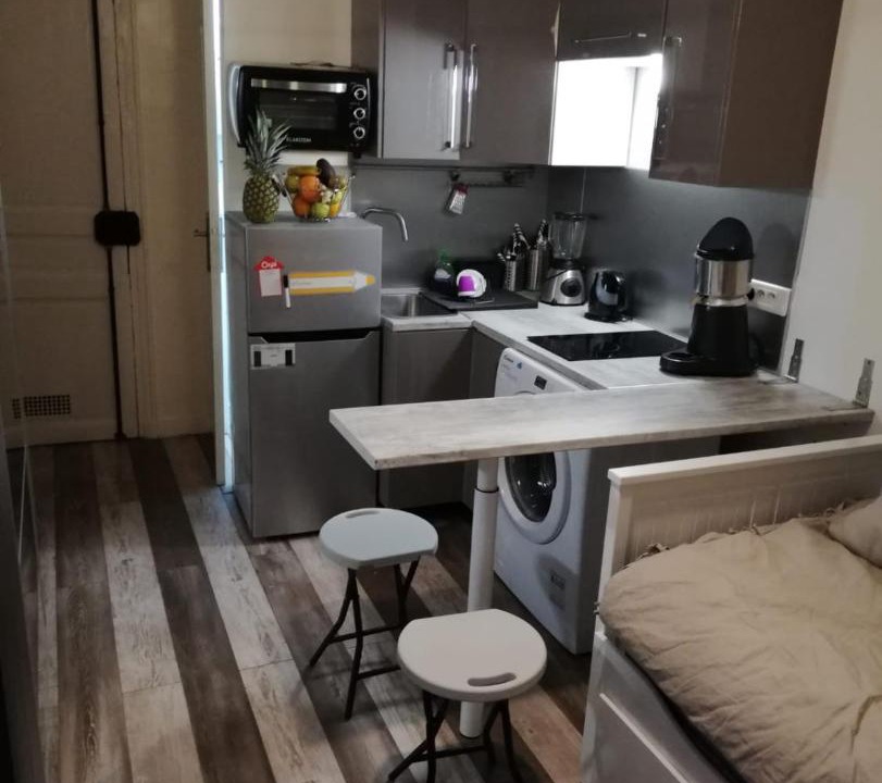Photo of Kitchen in Quartier de la Folie-Mericourt