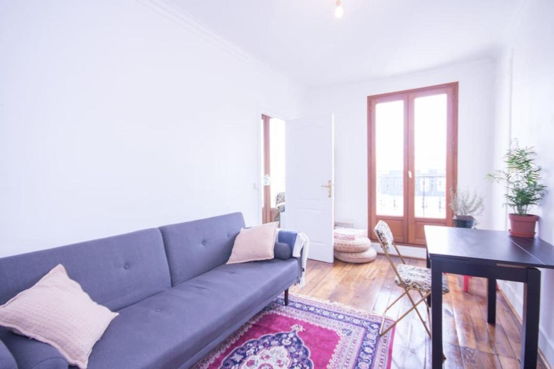 Photo of Livingroom in Combat