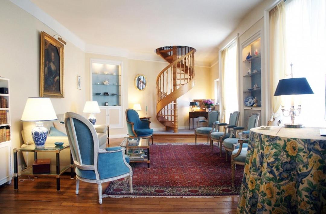 Photo of Livingroom in 16th Arrondissement