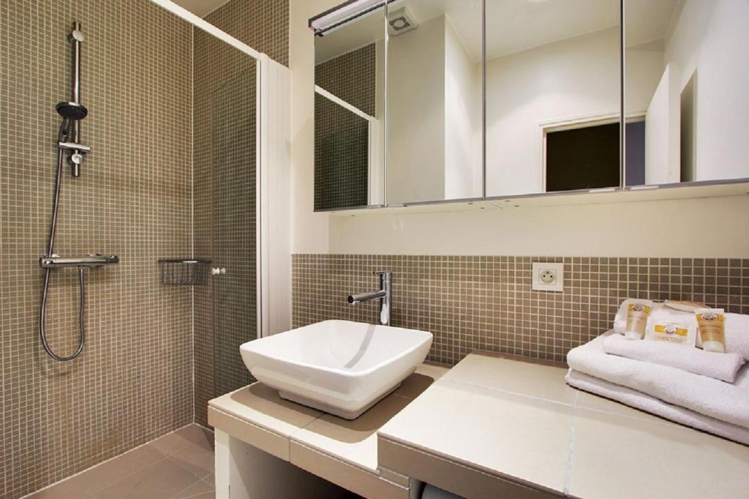 Photo of Bathroom in 3rd Arrondissement