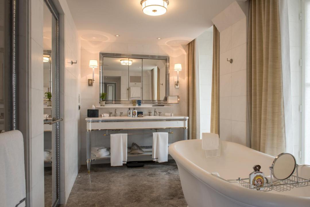 Photo of Bathroom in Madeleine