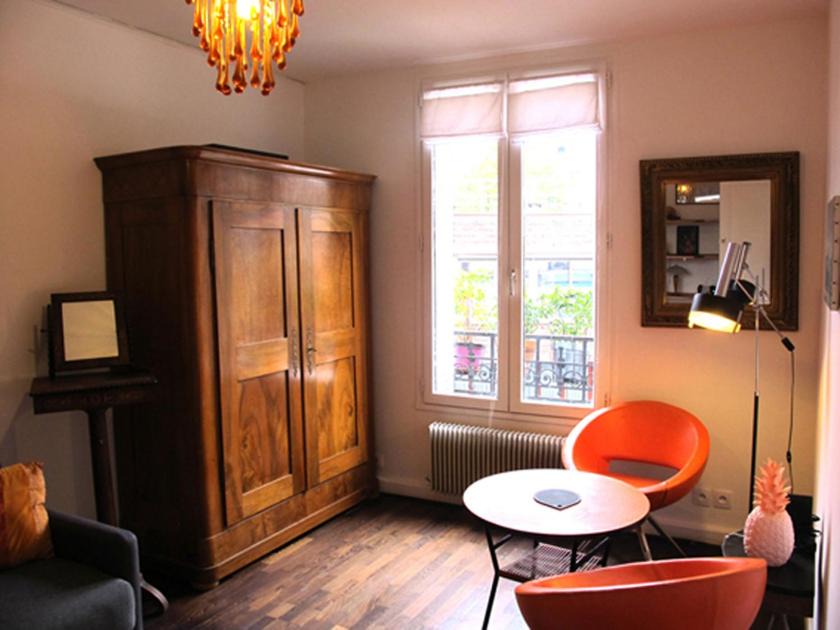 Photo of Livingroom in Combat
