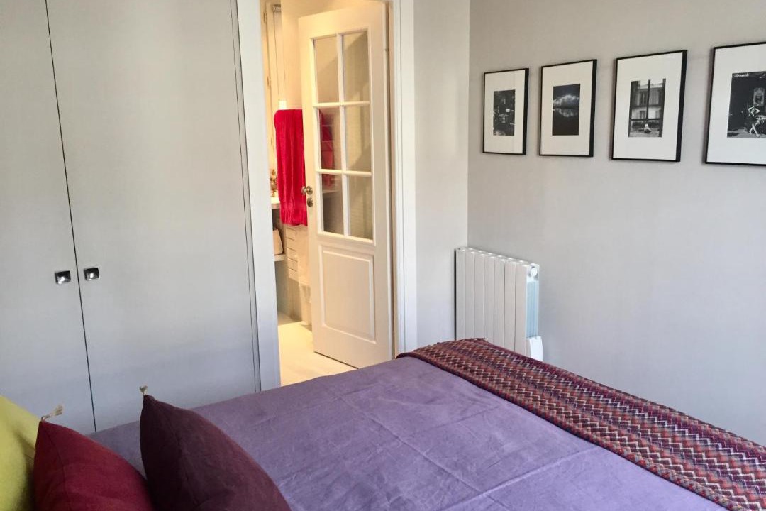 Photo of Bedroom in 7th Arrondissement