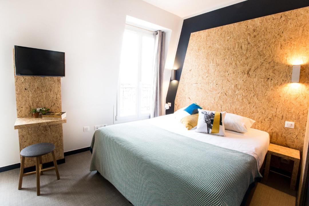 Photo of Bedroom in Combat