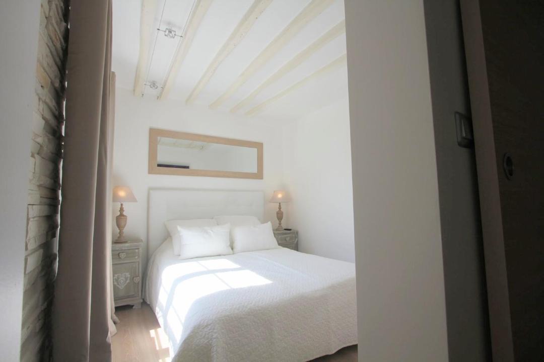 Photo of Bedroom in Enfants-Rouges