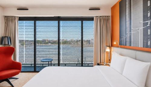 Superior Room with View