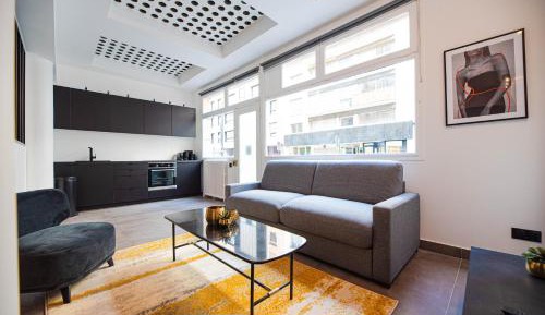 Two-Bedroom Deluxe Apartment