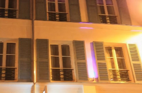 Quartier de la Folie-Mericourt Hotel | My Home in Paris